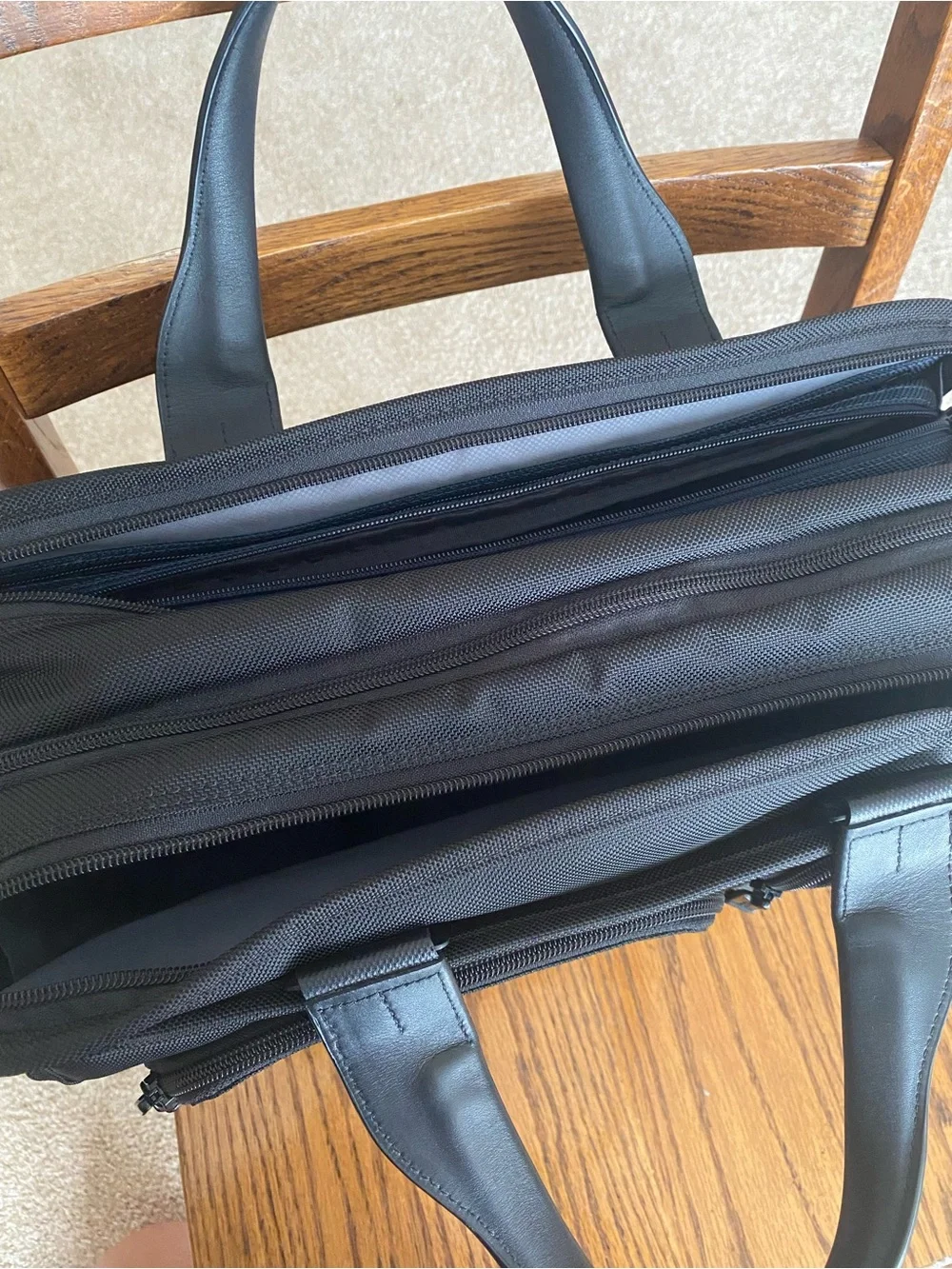 Tumi Black Men's Briefcase Laptop Bag